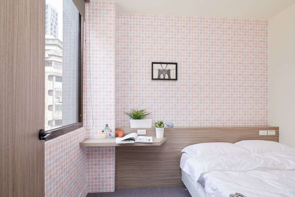 Hostel 103 - Image 1