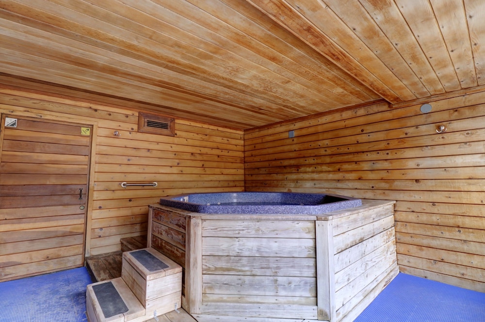 SkyRun Copper Mountain Resort Vacation Lodging