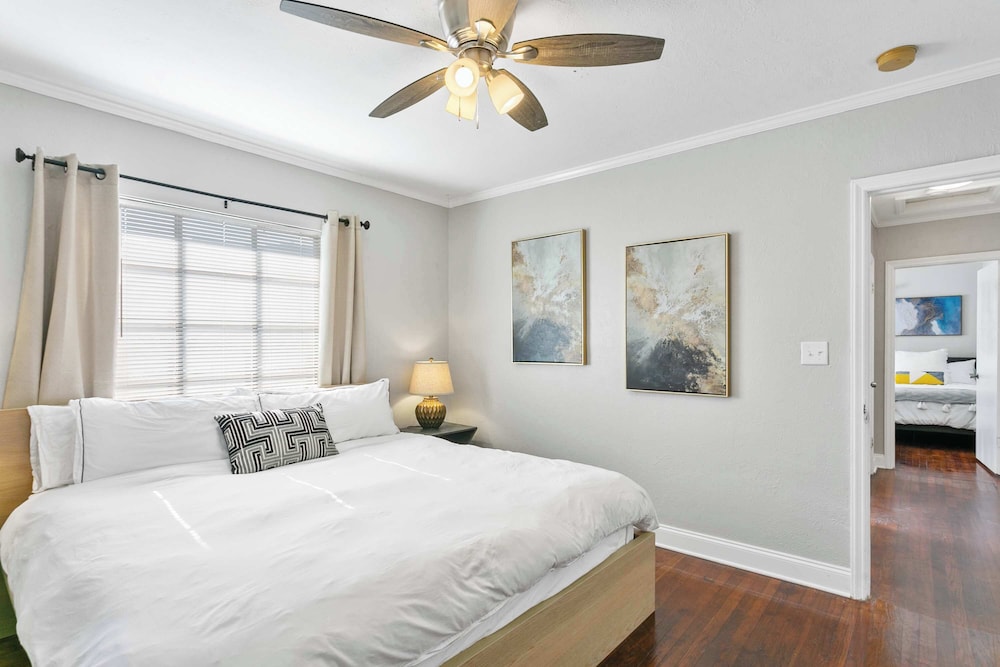 Downtown Escape - For 10