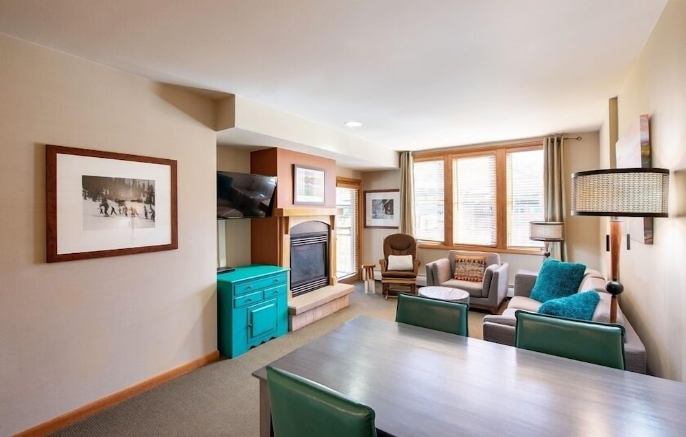 Winter Park Resort Lodging - Zephyr Mountain Condos
