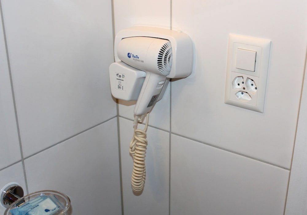 Interlaken Vacations - Hotel Weisses Kreuz - Property Image 8