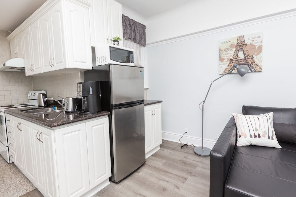 Applewood Suites - The CasaDupont