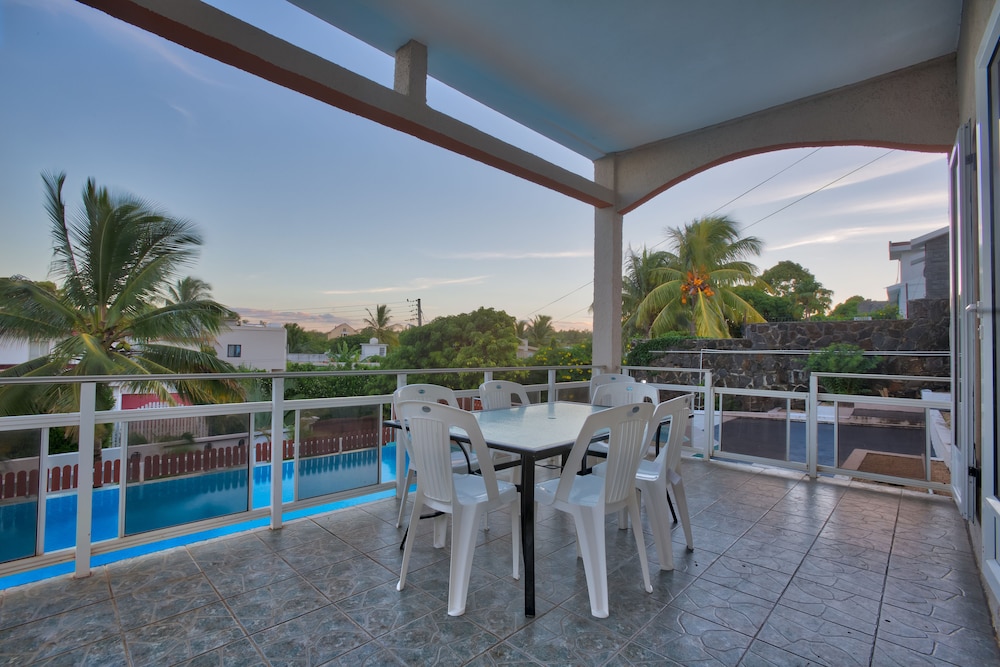 Hibiscus Villa - 5 Rooms