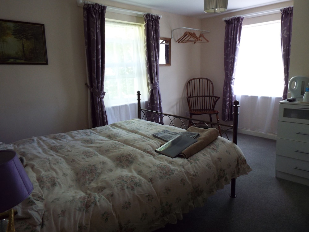 Meadowbrook Cottage B&B
