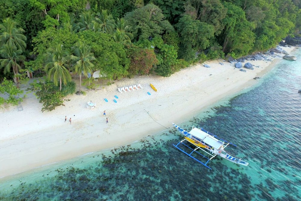 El Nido Water Front
