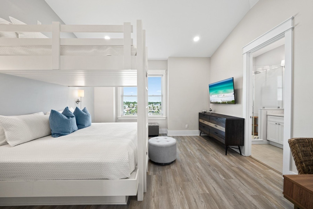 Joy By The Sea 5 Bedroom Home