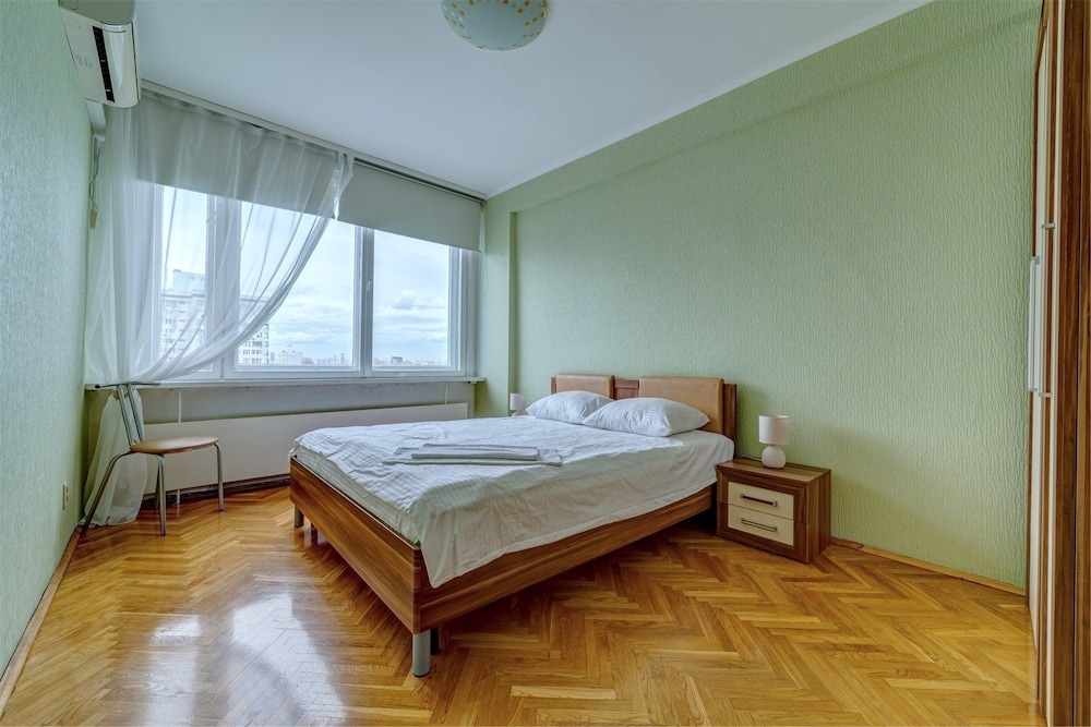 Day&Night Apartments - Noviy Arbat