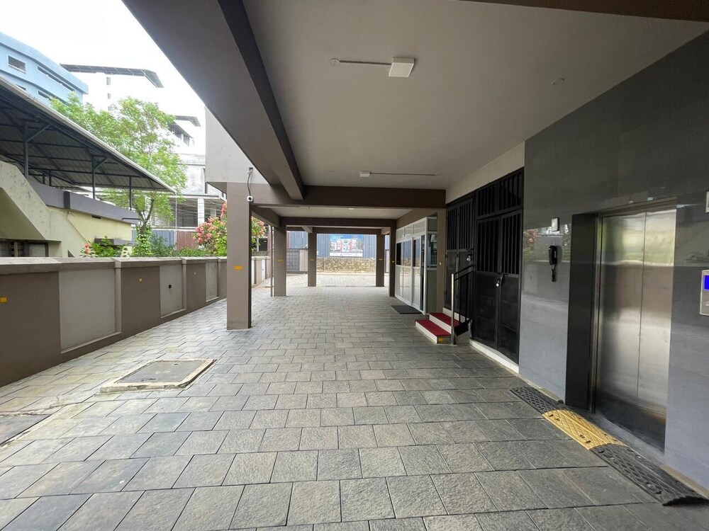 Town Inn Apartments