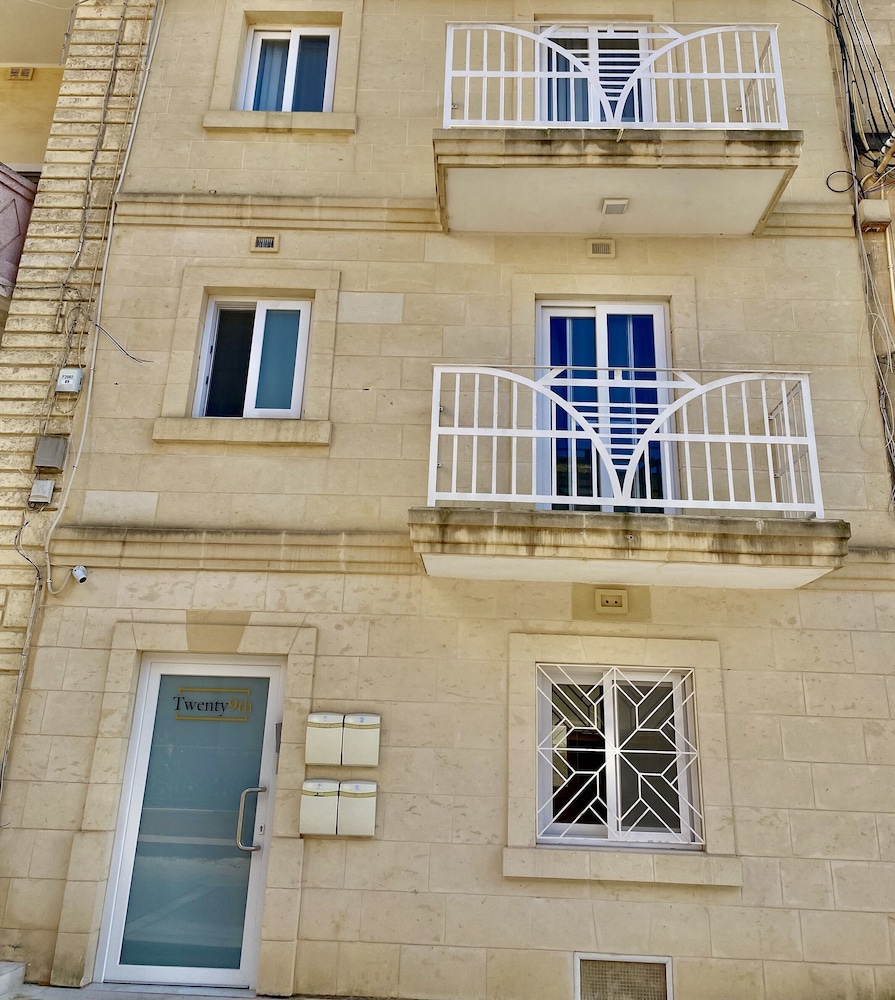 Hotel Twenty9th - Image 1