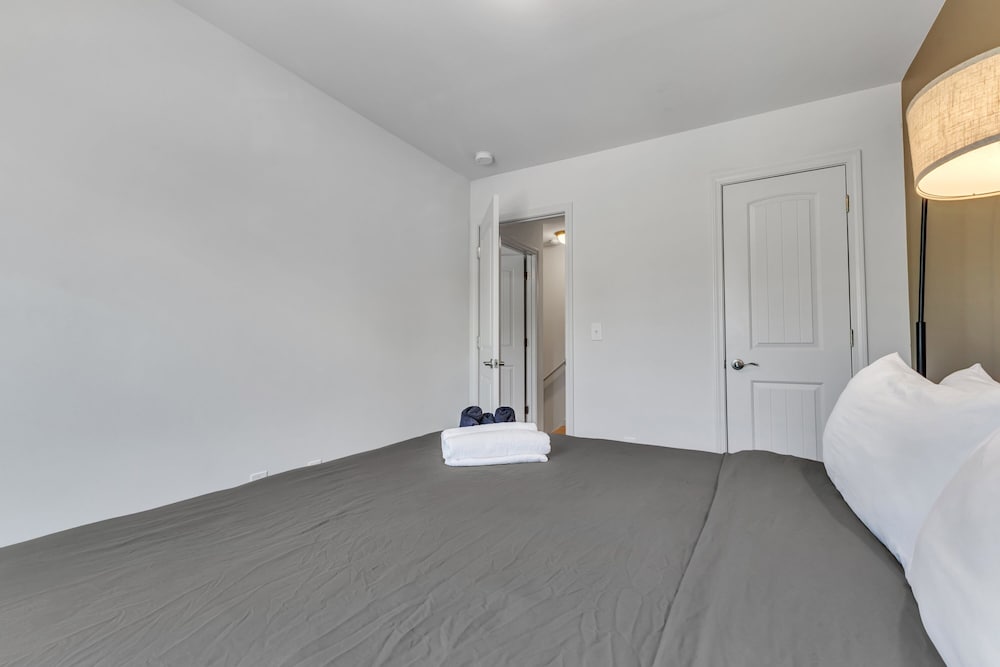 King 3BR Townhouse Mins to Cary NC State