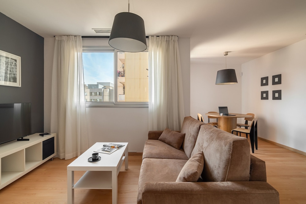 Casanova Apartments By Olala Homes