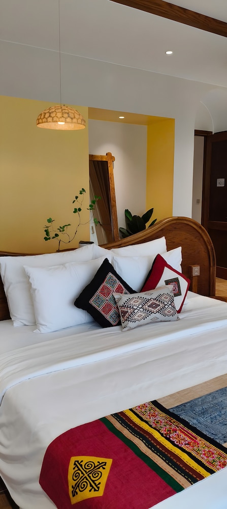 Hayha Villa - Tropical Garden Khem Beach