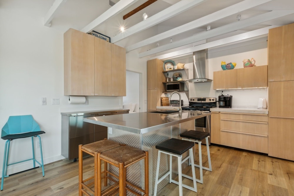 161 S Fletcher 5 Bedroom Home