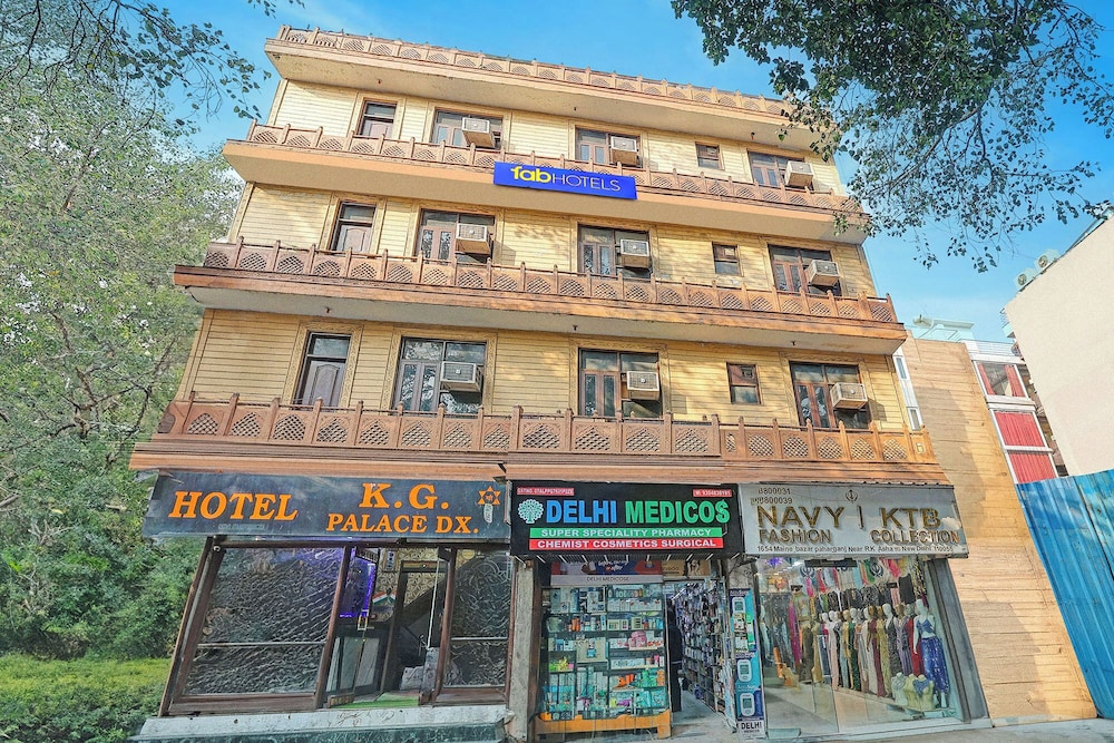 Fabhotel Kg Palace
