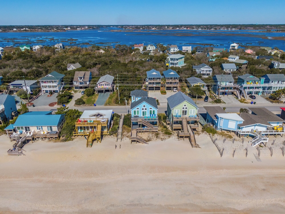 Clamalot by Topsail Realty