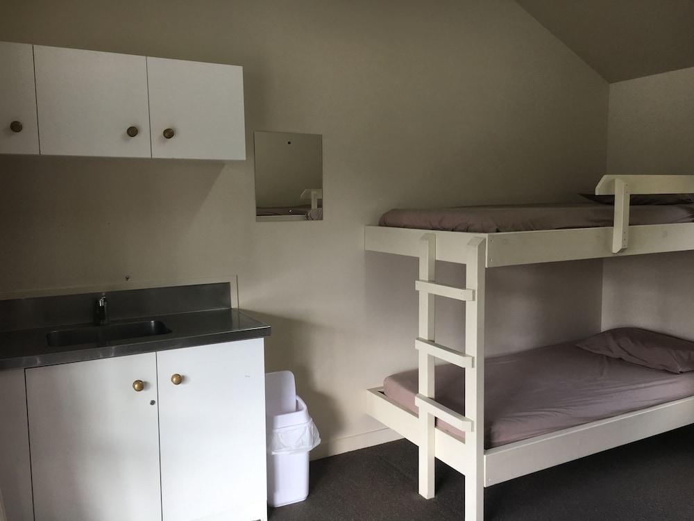 Opal Hot Springs & Holiday Park
