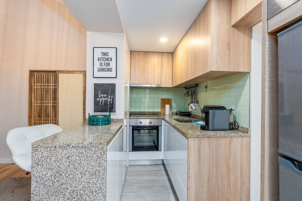 City Center Comfort Apartment B by Vacationy