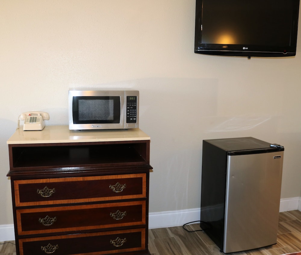Magic Key (No Resort Fee) view 5