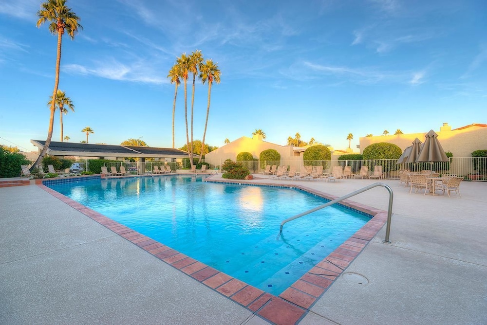 Cactus Retreat By Signature Vacation Rentals