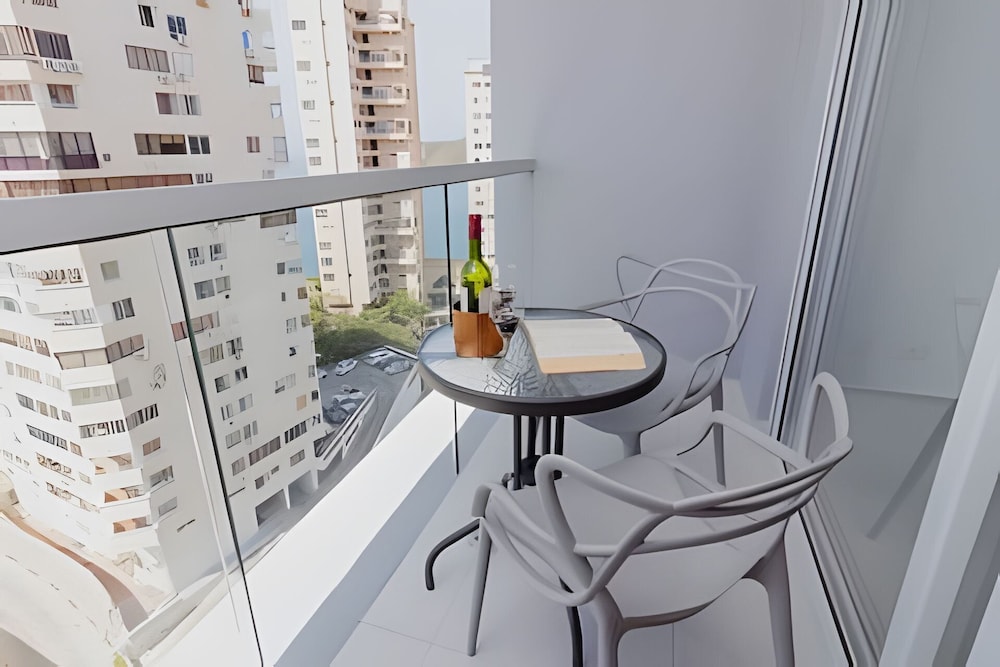 Apartamentos Ambar Roca - by SOHO