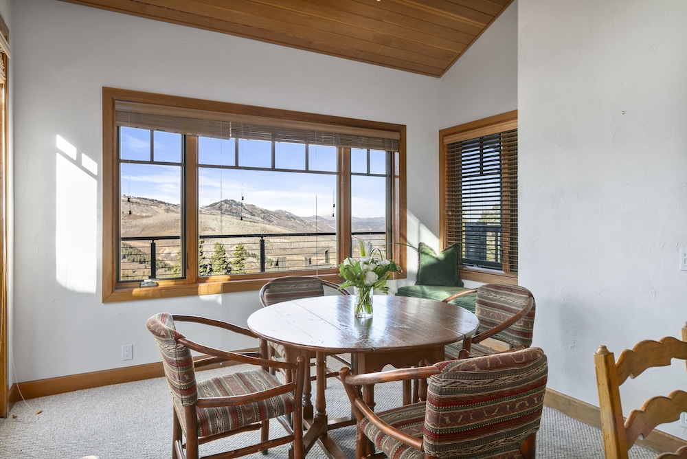 Stag Lodge At Deer Valley Resort - 4 Bed - Spa #37 4 Bedroom Condo