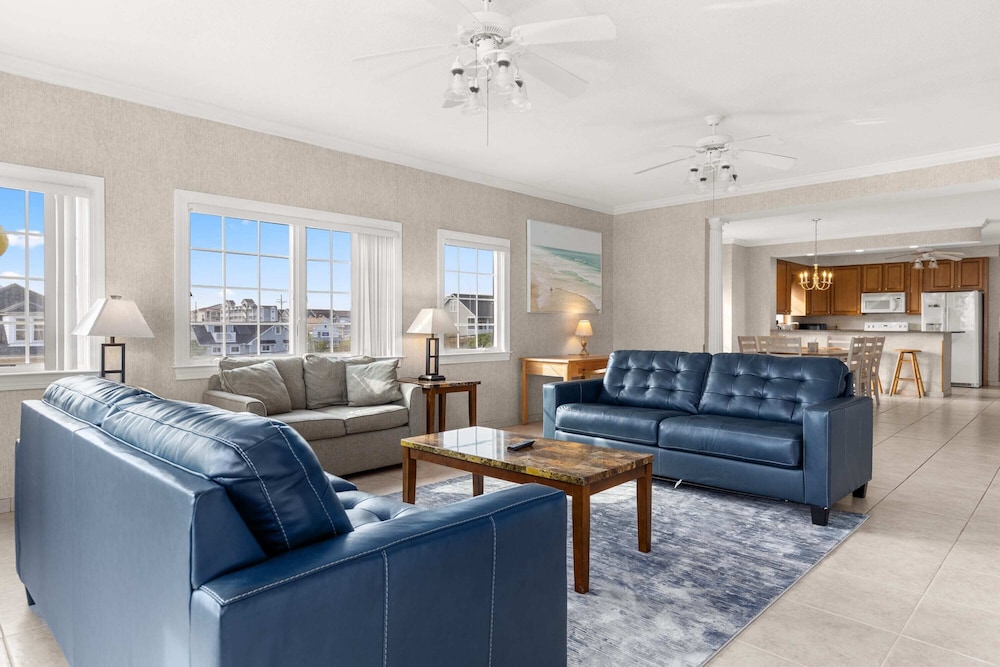 OCHG Ocean 1 Suites
