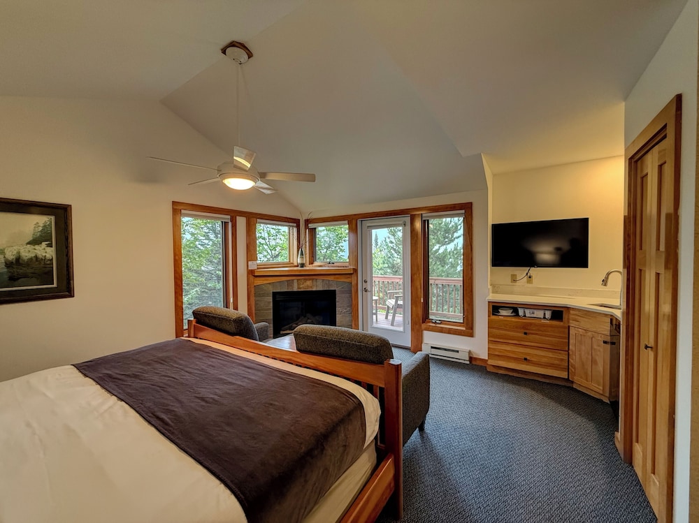 Poplar River Condos