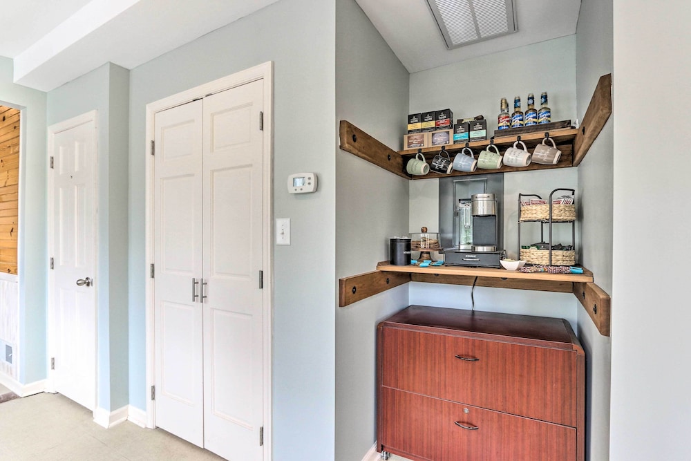 Charles Town Home w/ Private Pool Hot Tub - Property Image 15