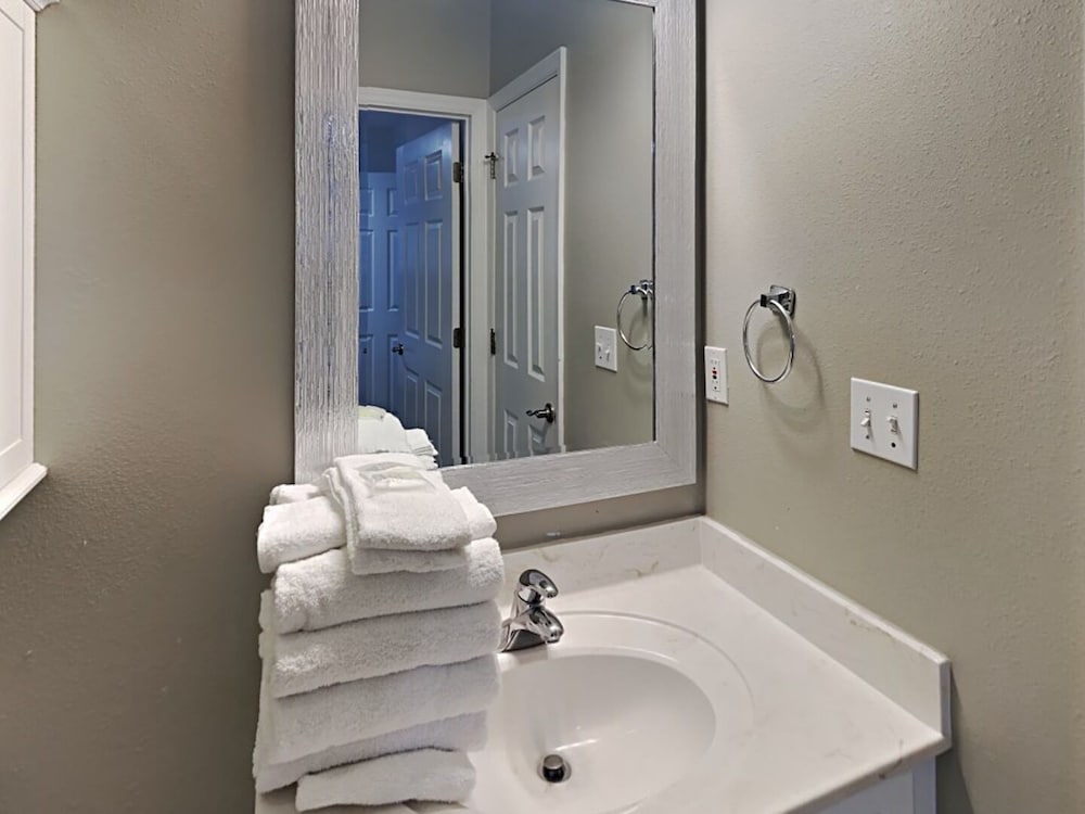 Beach Pointe #703 - Beach Haven