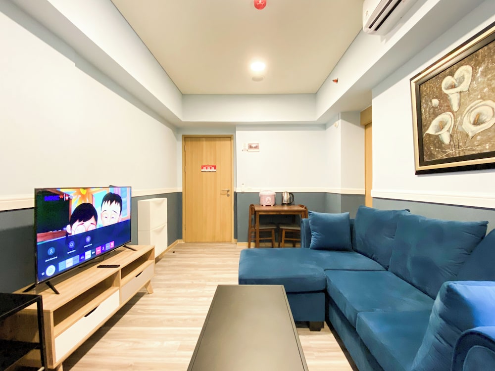Good And Homey 2Br At Meikarta Apartment