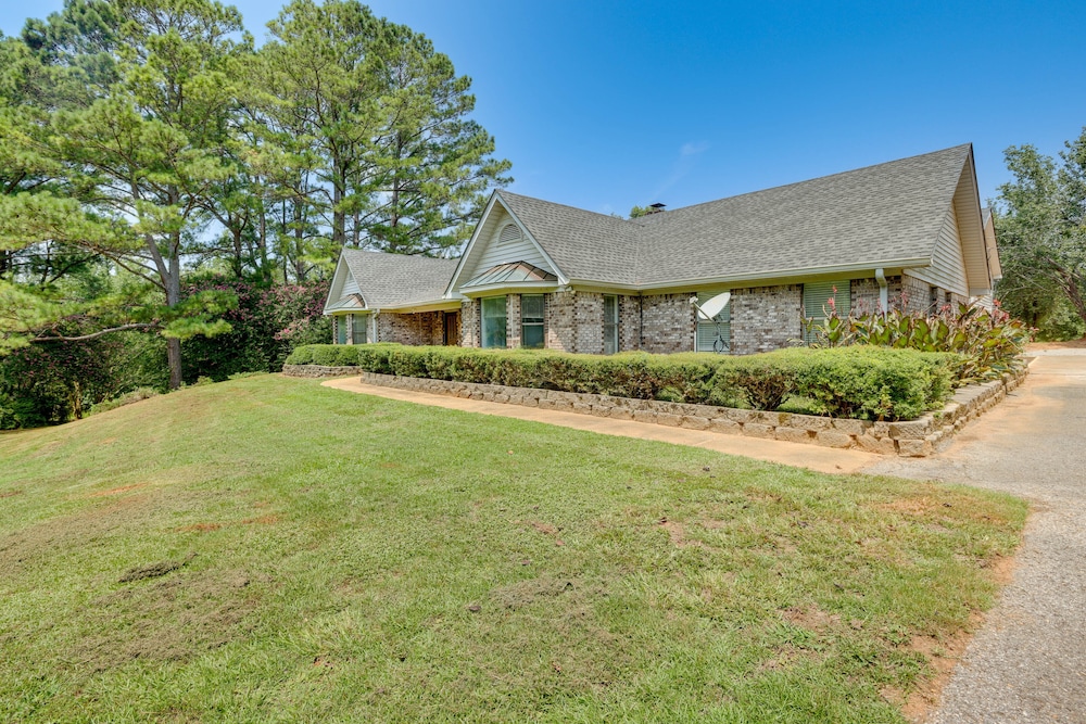 Remote Greensboro Vacation Rental w/ Game Room!