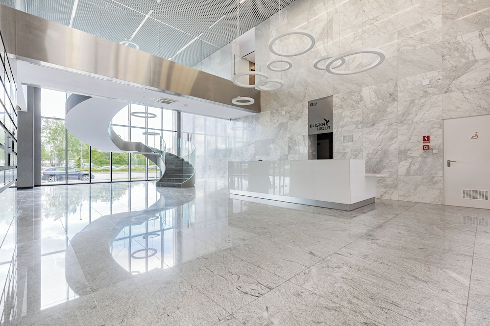 Modern Apartment Wola by Renters view 4