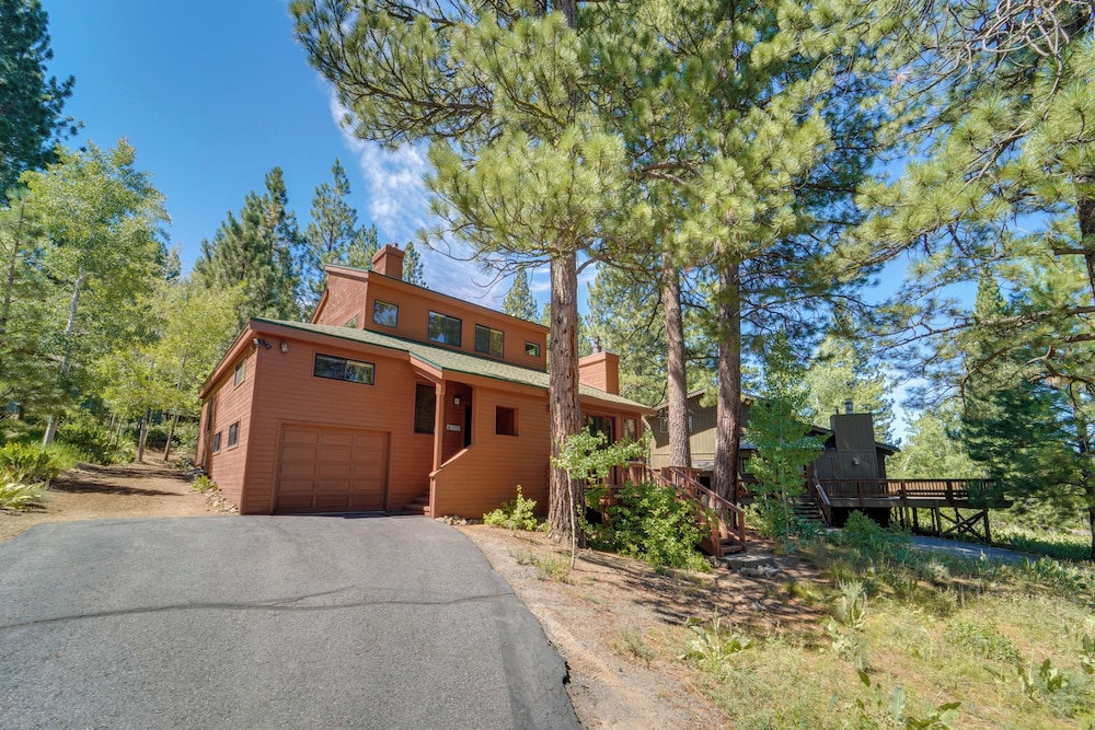 Lake Tahoe Vacations - Northstar Home: Shuttle to Ski Resort! - Property Image 18