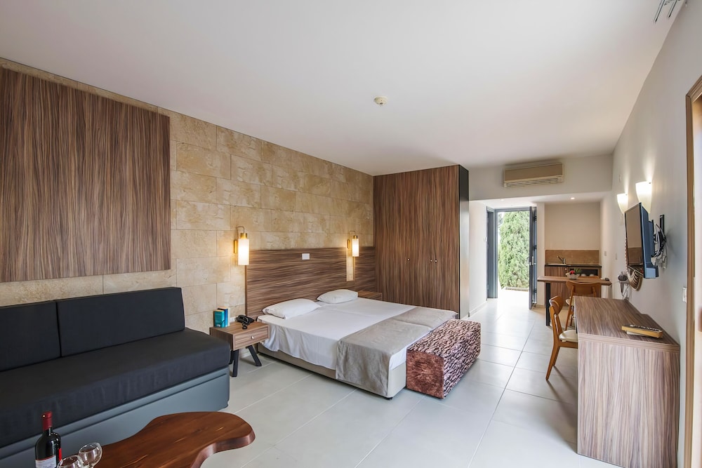 Electra Beach Resort