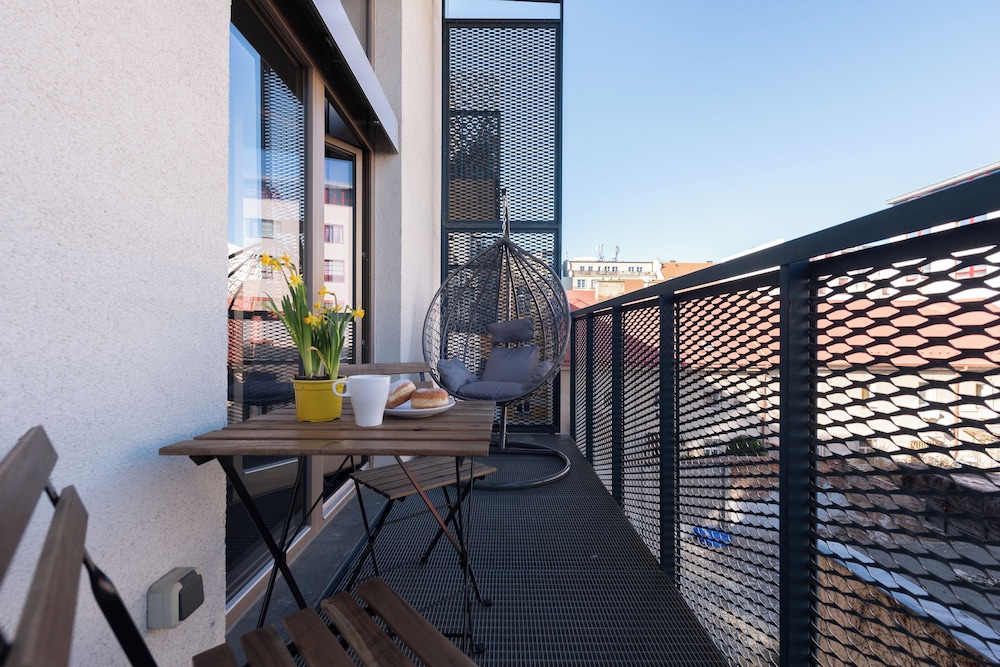 Apart loft hotel in Karlin