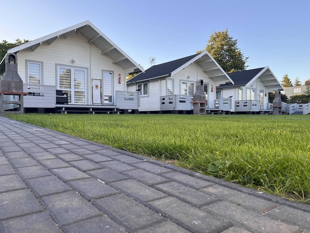 Family Holiday Homes, Playground, Summer Pool