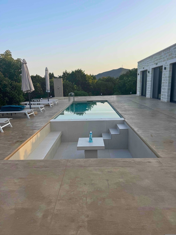 Panstel - Villa Solene With Private Pool
