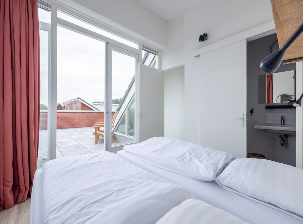 Beautiful House With AC, in the Port of Uitgeest