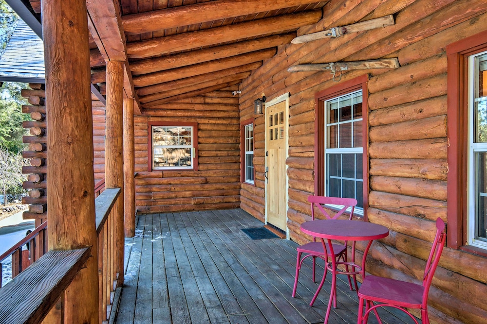 Pine Mountain Club Log Home w/ Deck + Grill! view 5