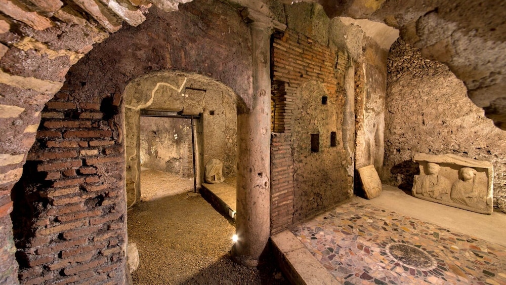 The Inn at the Roman Forum Elegant Collection - The Roman Forum Lodging.