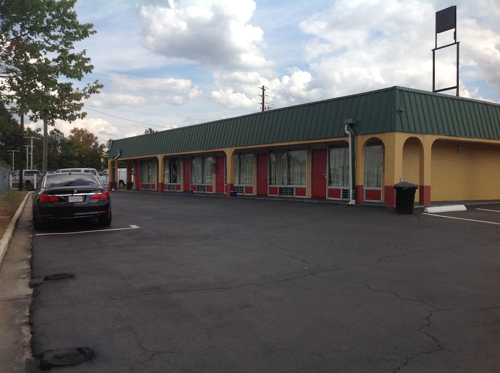 Budget Inn
