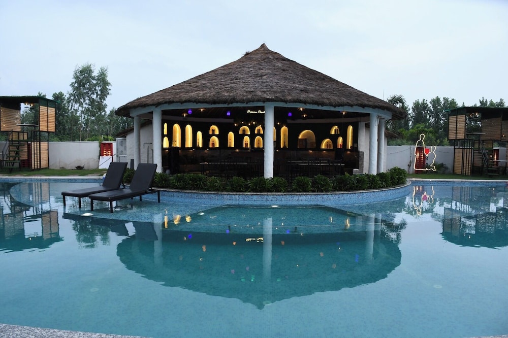 PRAKARAM RESORT AND CAFE