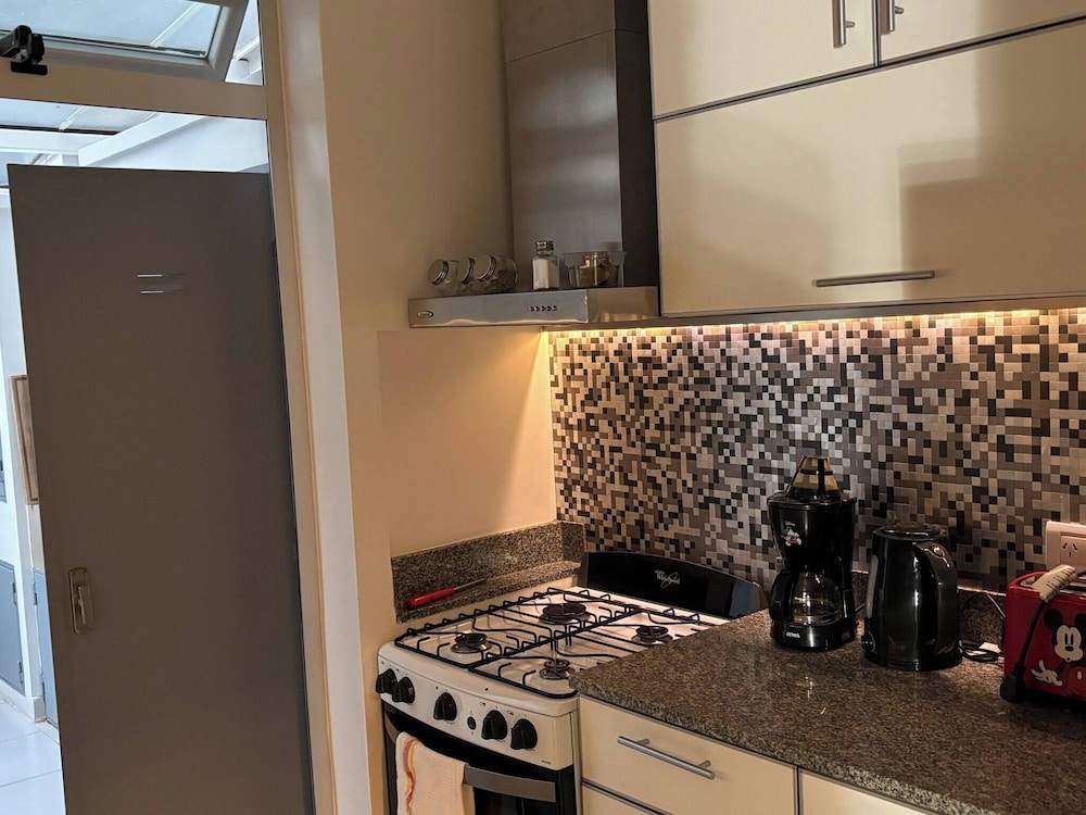 Cozy Buenos Aires Apartment in Desirable Neighborhood