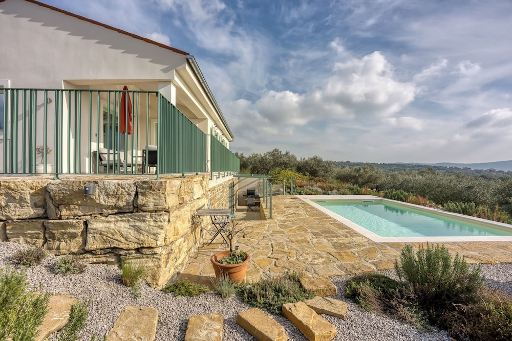 Villa Olivia with Sauna