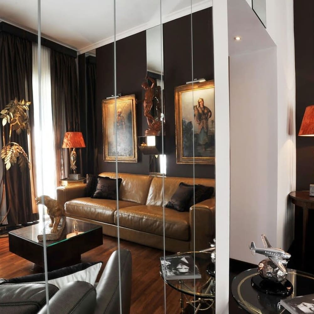 La Palazzina Santa Dorotea Splendid Rome Townhouse With Courtyard Garden