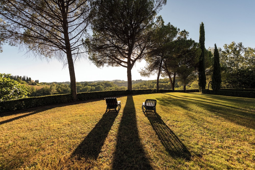 Green Hill Apt In Tuscan Countryside