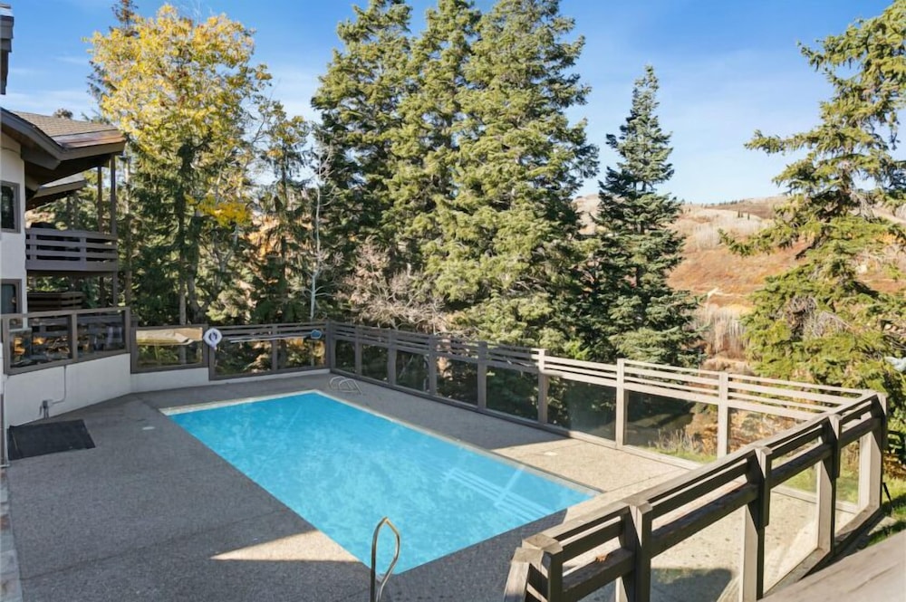 6 - Three Bedroom Ontario Lodge 3 Condo