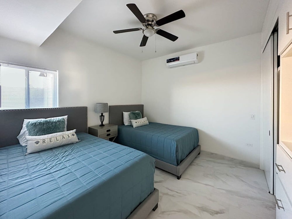Modern Home in The Exclusivity of Las Conchas