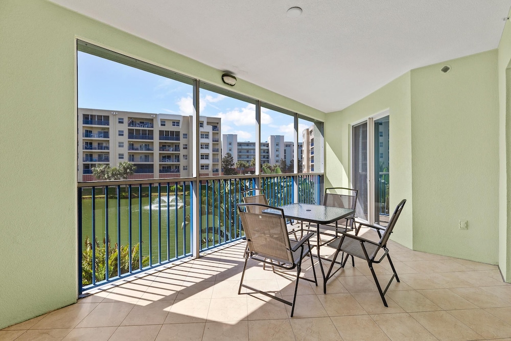 Oceanwalk 15-206