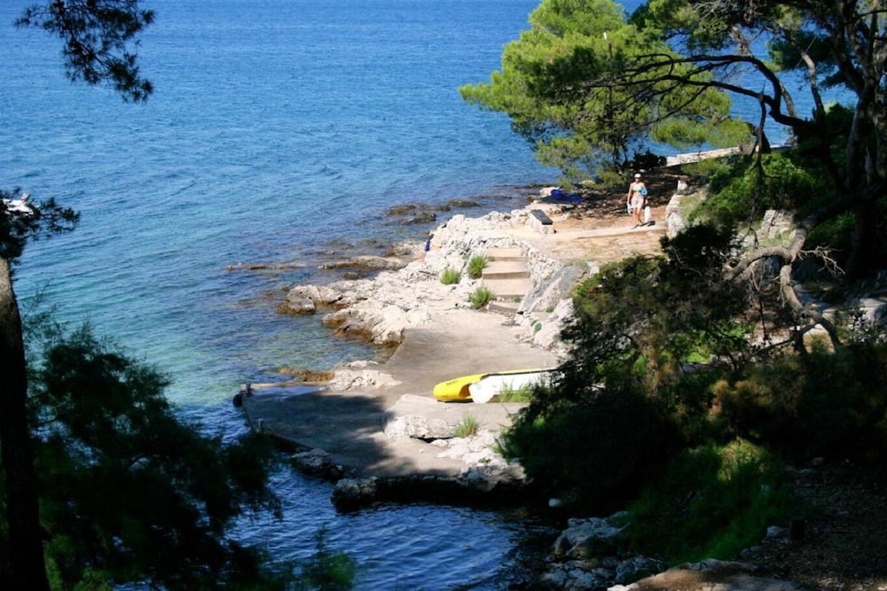 Dari - 120 m From sea - SA4